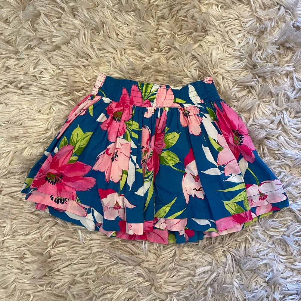 Hollister floral skirt